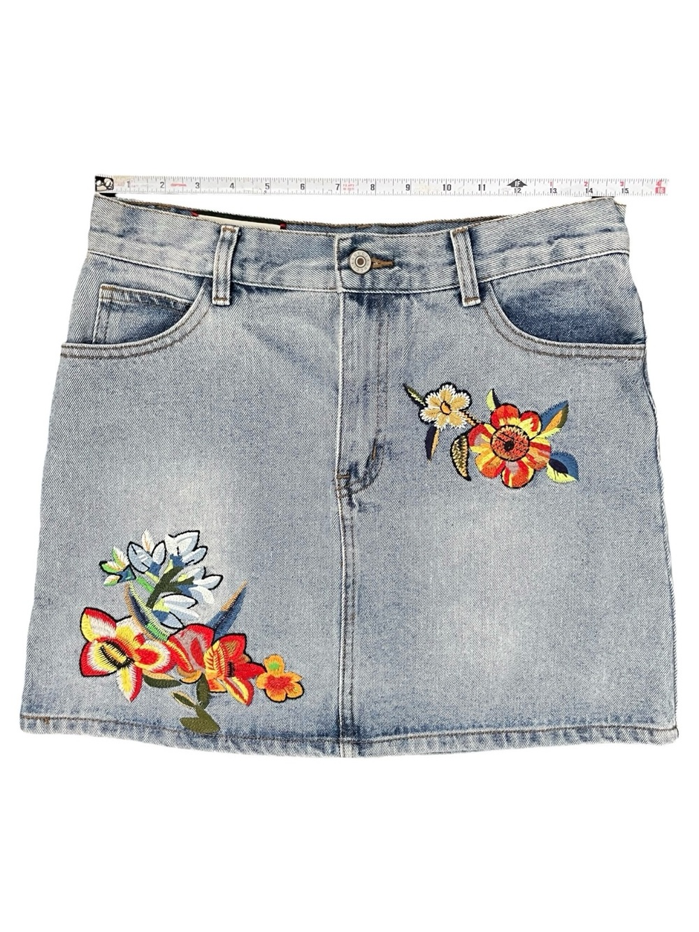 GUCCI Garden Floral Embroidered Denim Mini Skirt US 8 Medium - Picture 11 of 13